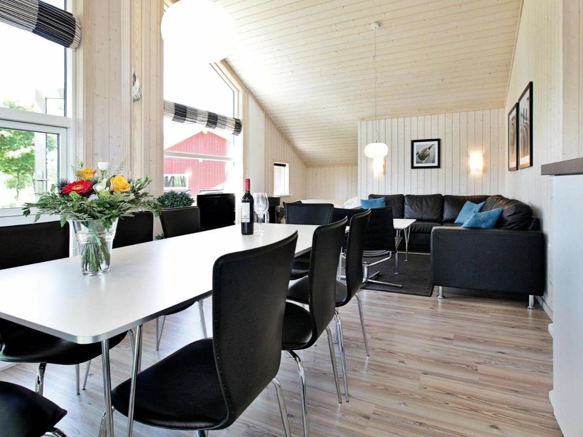 Three-Bedroom Holiday home in Großenbrode 8 Zimmer foto