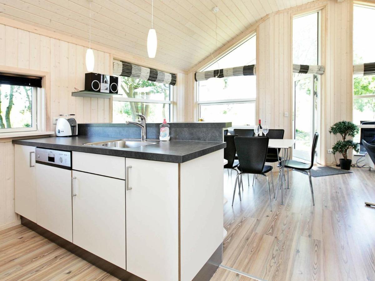Three-Bedroom Holiday home in Großenbrode 8 Zimmer foto